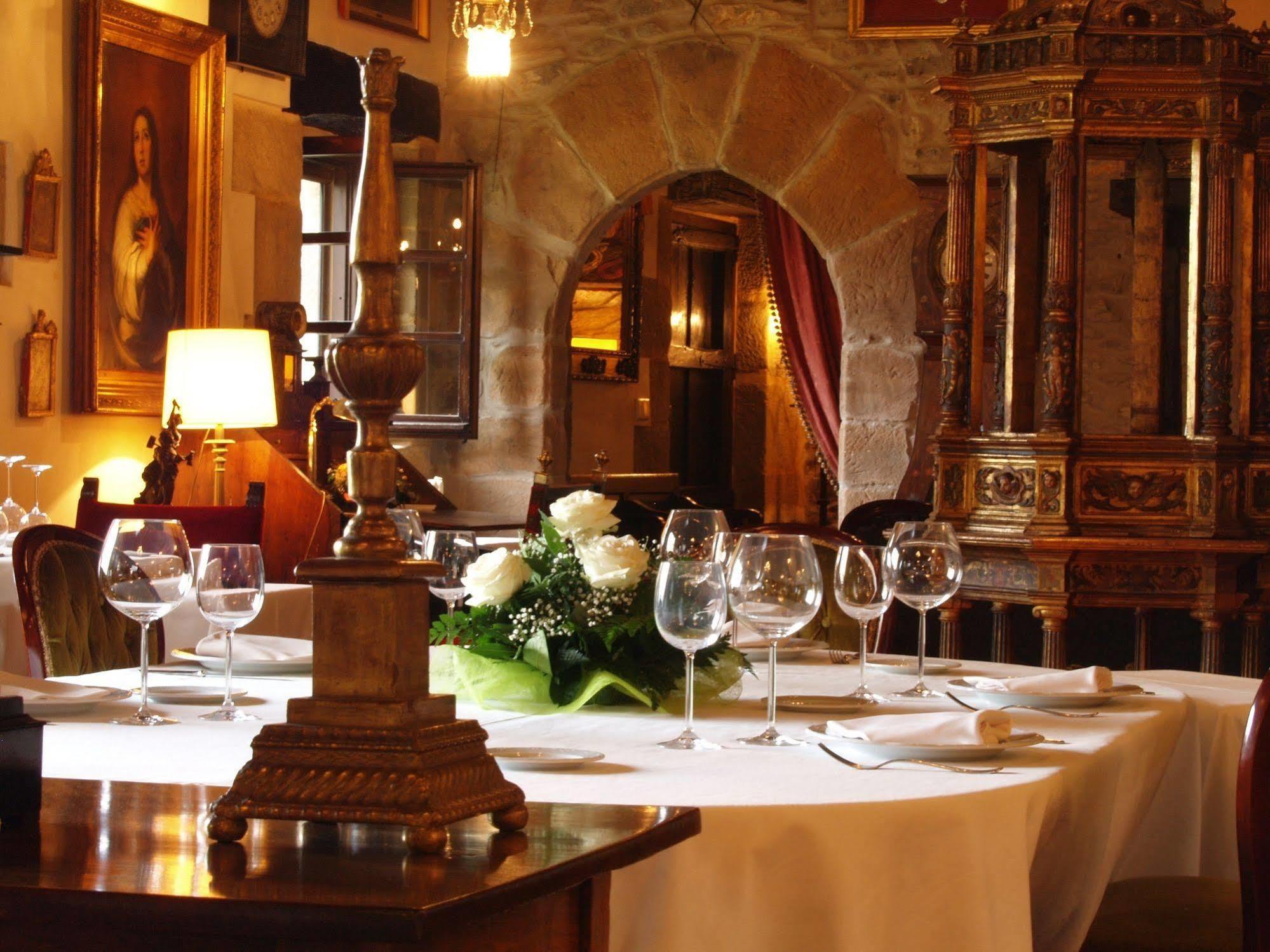 Hotel Palacio De La Pena Cantabria Ajo Buitenkant foto