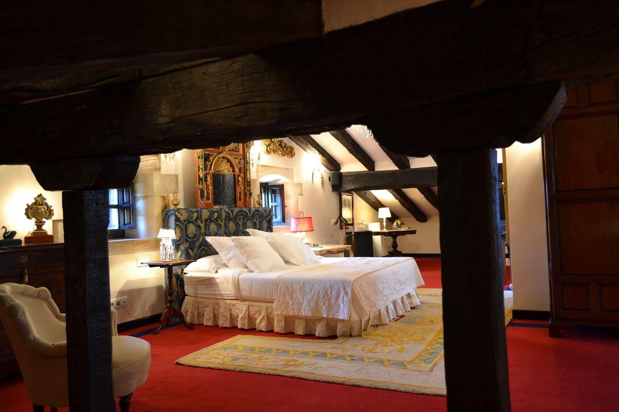 Hotel Palacio De La Pena Cantabria Ajo Buitenkant foto